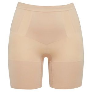Spanx OnCore mid-thigh short, size M